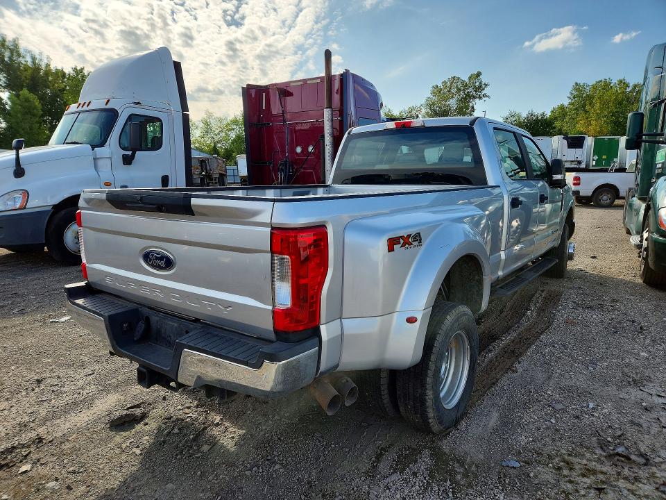 Продажа на аукционе авто 2019 Ford F350, vin: 1FT8W3DT3KEE72318, номер лота: 68203026