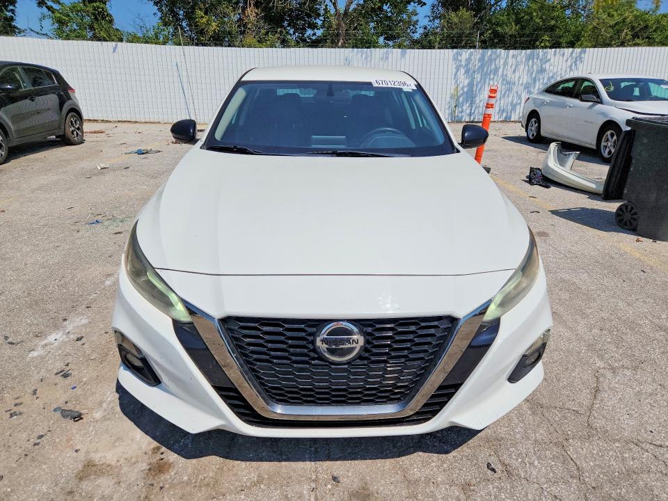 Продаж на аукціоні авто 2019 Nissan Altima, vin: 1N4BL4CV6KC191994, номер лоту: 67012396