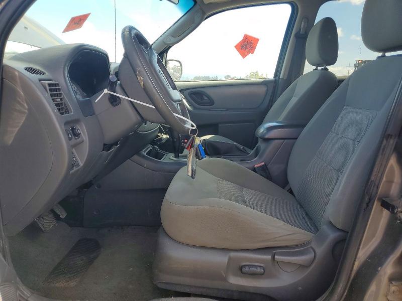 67681606 :رقم المزاد ، 1FMYU93196KA28582 vin ، 2006 Ford Escape مزاد بيع