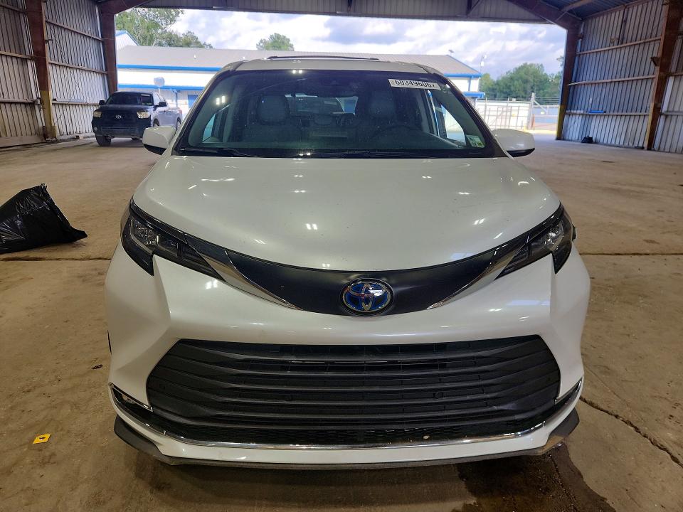Продажа на аукционе авто 2022 Toyota Sienna, vin: 5TDYRKEC0NS105794, номер лота: 68349606