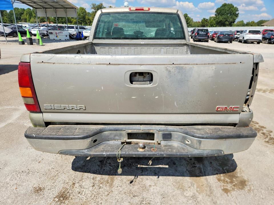 70498066 :رقم المزاد ، 2GTEC19X731244093 vin ، 2003 Gmc New Sierra مزاد بيع