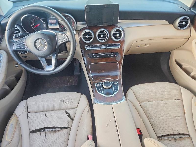 69977456 :رقم المزاد ، WDC0G4JB6HF196807 vin ، 2017 Mercedes-benz Glc مزاد بيع