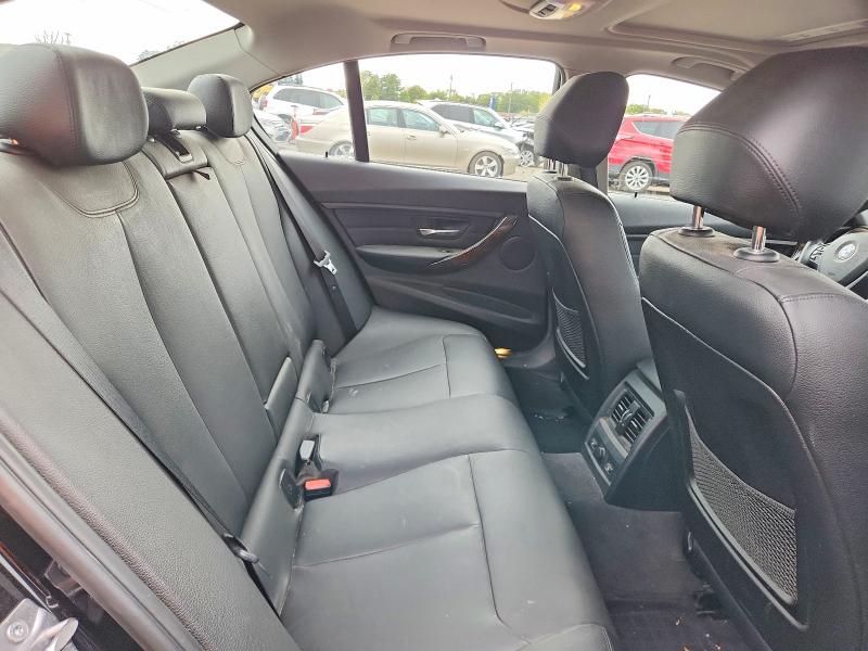 69890546 :رقم المزاد ، WBA3B5G5XFNS16663 vin ، 2015 Bmw 328 مزاد بيع