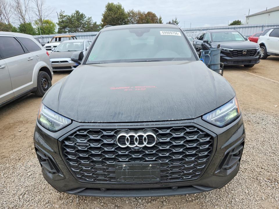 Продажа на аукционе авто 2021 Audi Q5, vin: WA16AAFYXM2084147, номер лота: 69909756
