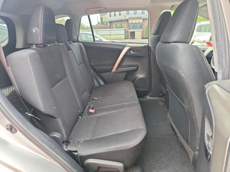 2014 Toyota Rav4 მანქანა იყიდება აუქციონზე, vin: JTMRFREV7ED050831, აუქციონის ნომერი: 71176136