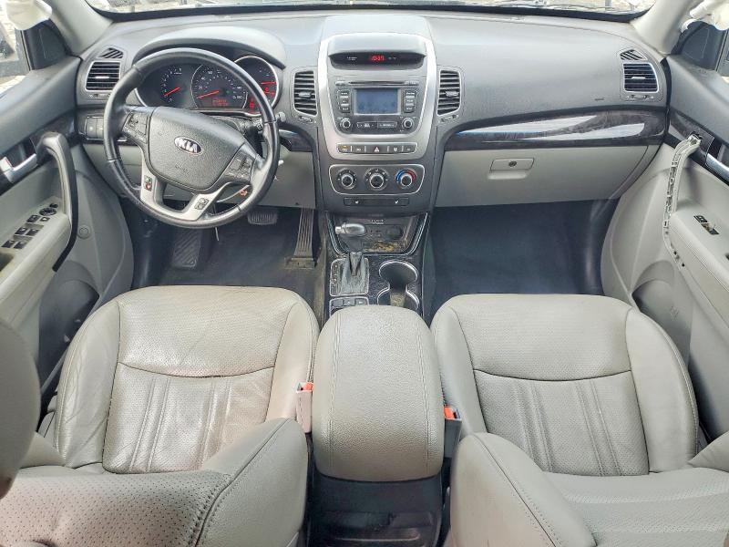 2015 Kia Sorento მანქანა იყიდება აუქციონზე, vin: 5XYKTCA6XFG636917, აუქციონის ნომერი: 67447076