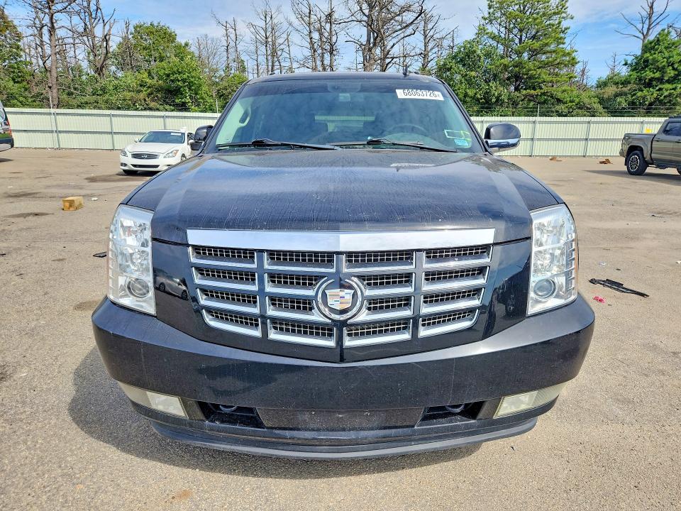 Продажа на аукционе авто 2008 Cadillac Escalade, vin: 1GYFK66888R259745, номер лота: 68063726