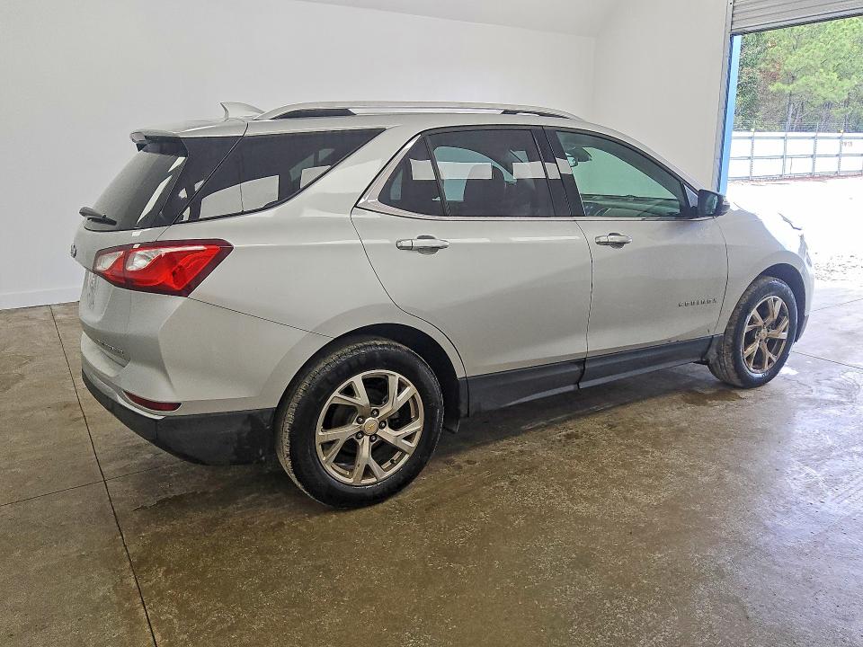 69792306 :رقم المزاد ، 2GNAXXEV3L6211161 vin ، 2020 Chevrolet Equinox مزاد بيع
