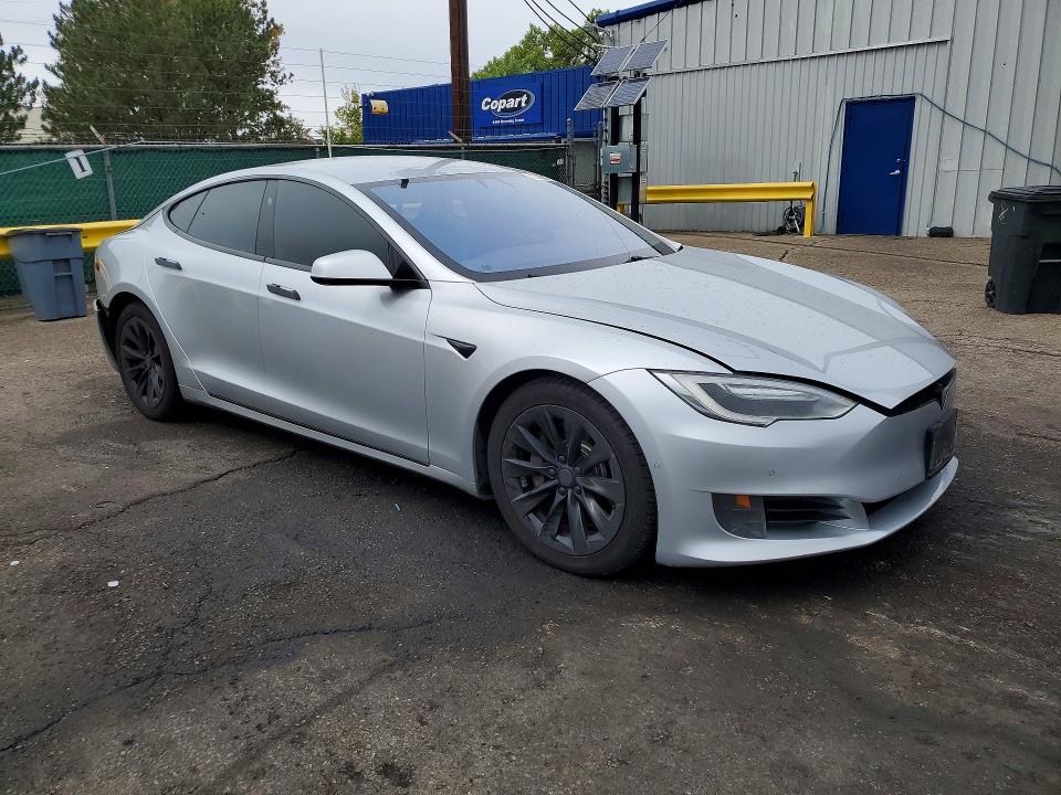 2017 Tesla Model S მანქანა იყიდება აუქციონზე, vin: 5YJSA1E26HF197291, აუქციონის ნომერი: 70227566