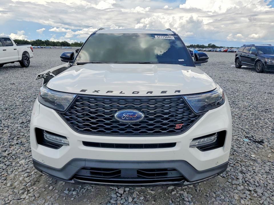 67779446 :رقم المزاد ، 1FM5K8GC0NGA18670 vin ، 2022 Ford Explorer مزاد بيع
