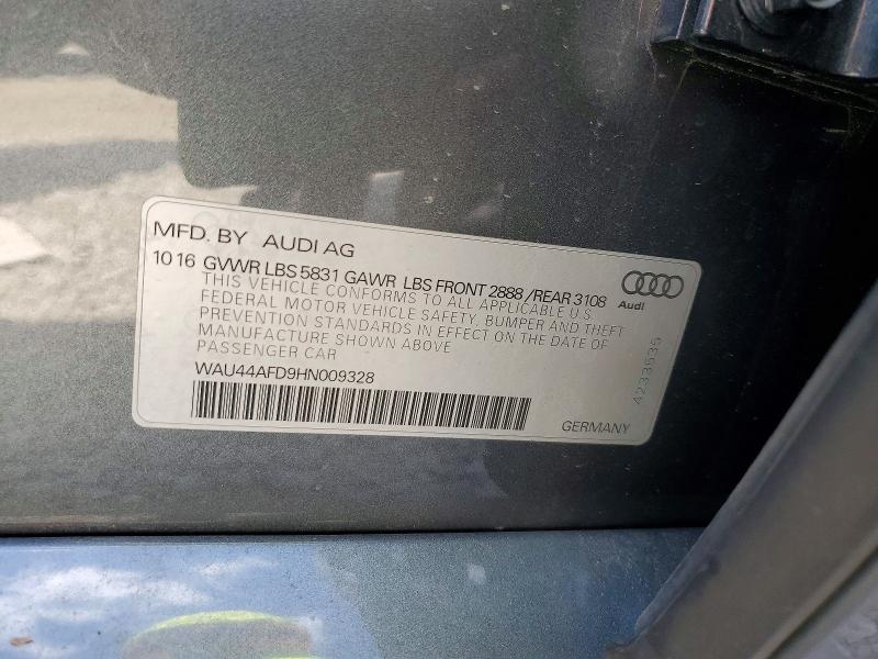 Продажа на аукционе авто 2017 Audi A8, vin: WAU44AFD9HN009328, номер лота: 68152676