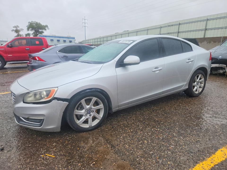 2014 Volvo S60 მანქანა იყიდება აუქციონზე, vin: YV1612FS4E2295721, აუქციონის ნომერი: 69228706