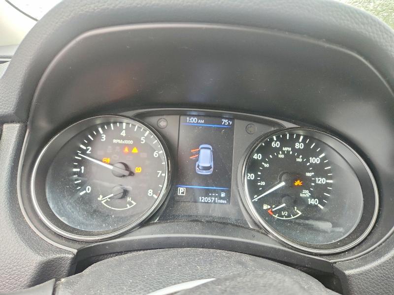 68208516 :رقم المزاد ، KNMAT2MT1JP517778 vin ، 2018 Nissan Rogue مزاد بيع