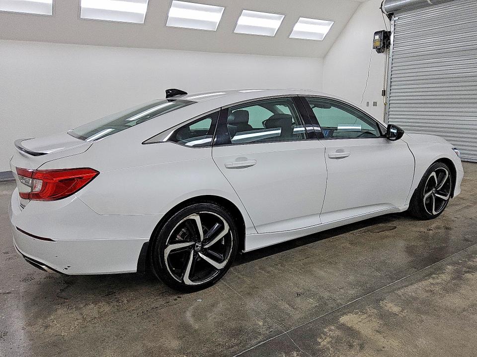 69384946 :رقم المزاد ، 1HGCV1F41MA065925 vin ، 2021 Honda Accord مزاد بيع