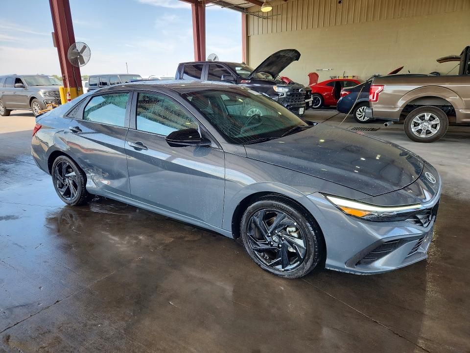 70068986 :رقم المزاد ، KMHLM4DG5TU218041 vin ، 2026 Hyundai Elantra مزاد بيع
