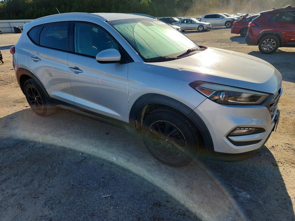 2016 Hyundai Tucson მანქანა იყიდება აუქციონზე, vin: KM8J33A43GU091326, აუქციონის ნომერი: 69395566