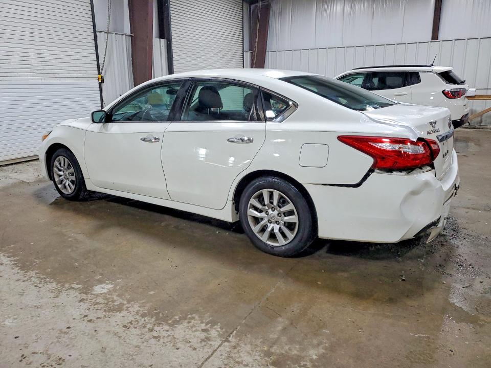 Продаж на аукціоні авто 2017 Nissan Altima, vin: 1N4AL3AP7HC118927, номер лоту: 69717896
