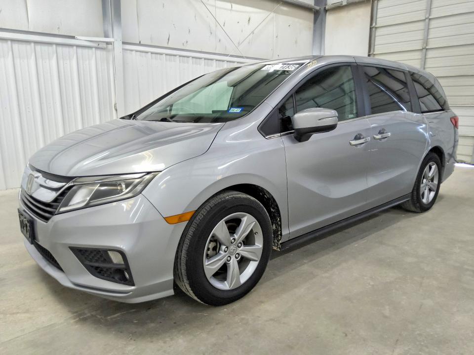 67327136 :رقم المزاد ، 5FNRL6H7XKB113204 vin ، 2019 Honda Odyssey مزاد بيع