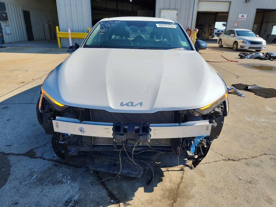69781916 :رقم المزاد ، KNAG64J77S5301884 vin ، 2025 Kia K5 مزاد بيع