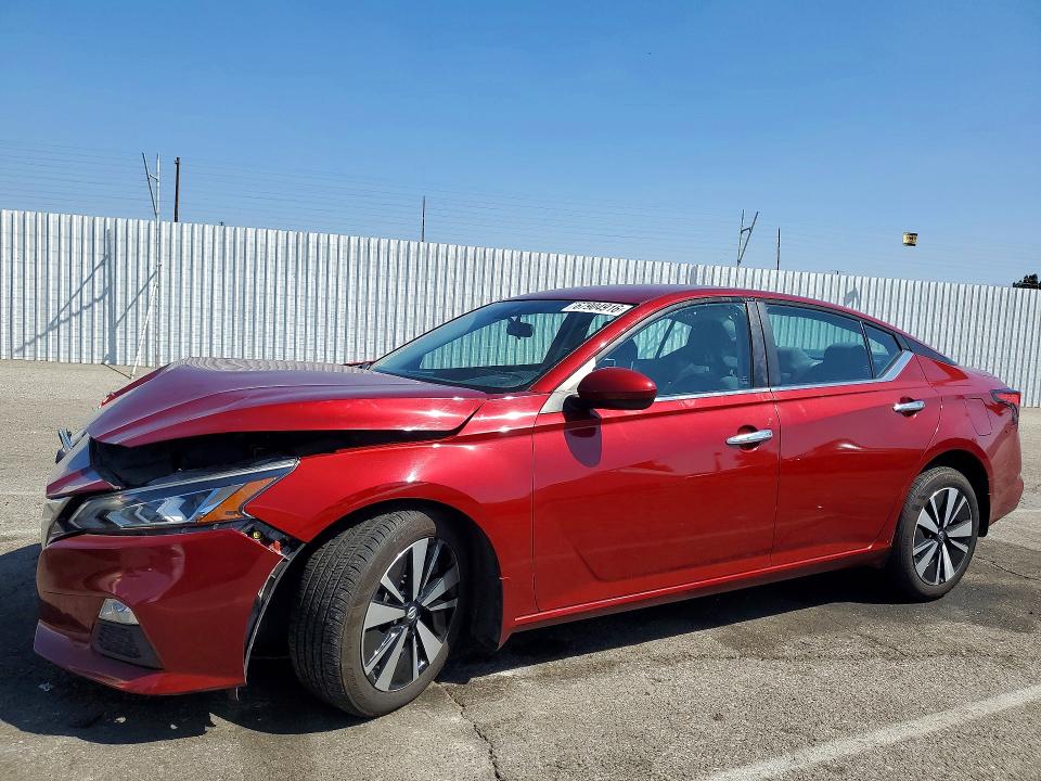 Auction sale of the 2021 Nissan Altima, vin: 1N4BL4DV6MN327790, lot number: 67904916