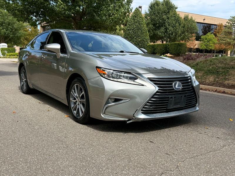 Auction sale of the 2018 Lexus Es, vin: JTHBW1GG1J2177385        , lot number: 69247456