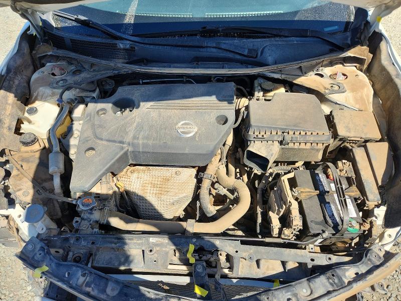 69233866 :رقم المزاد ، 1N4AL3AP2FC571138 vin ، 2015 Nissan Altima مزاد بيع