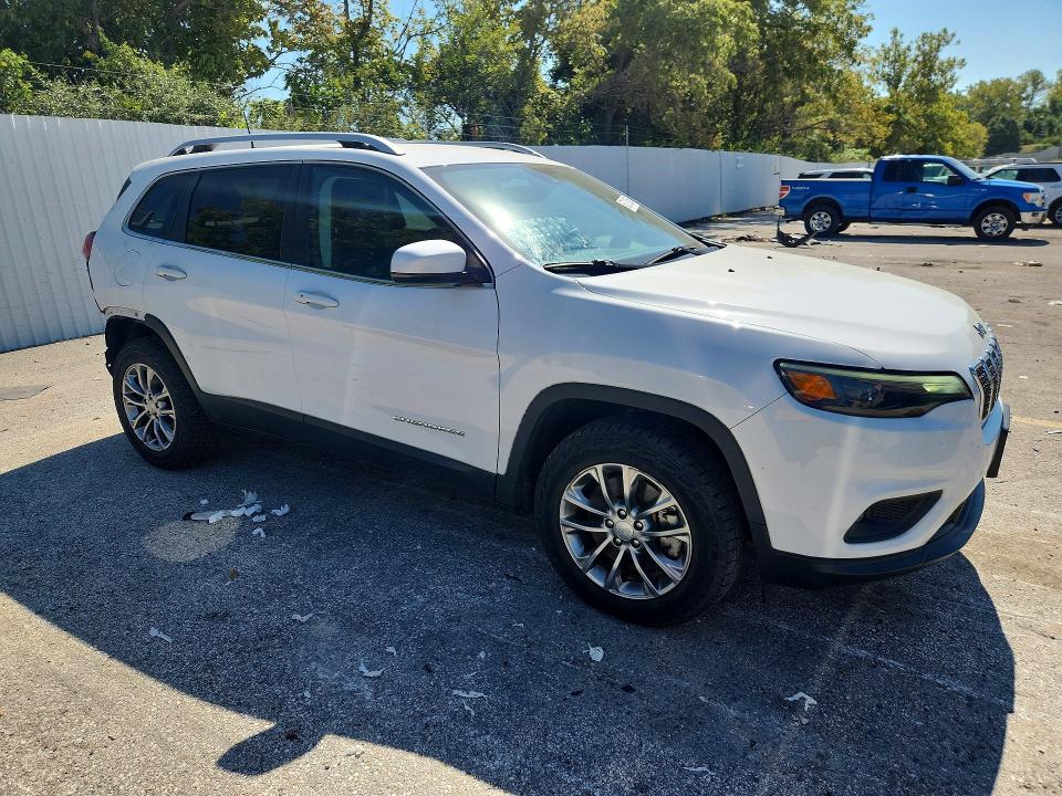 2020 Jeep Cherokee მანქანა იყიდება აუქციონზე, vin: 1C4PJMLX1LD632823, აუქციონის ნომერი: 67318056