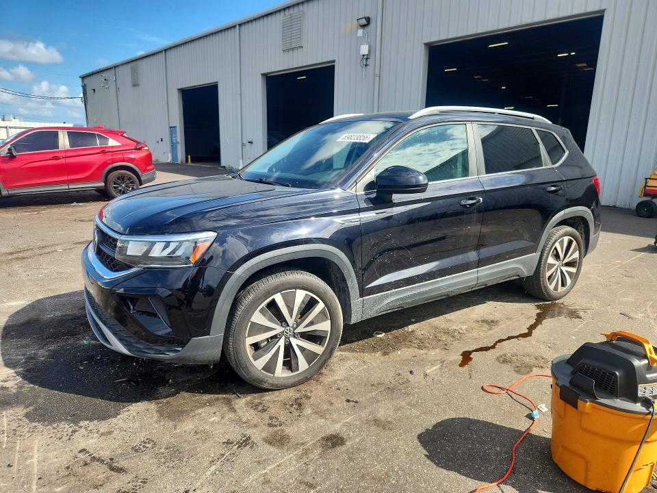 2022 Volkswagen Taos მანქანა იყიდება აუქციონზე, vin: 3VVYX7B23NM065176, აუქციონის ნომერი: 69823856