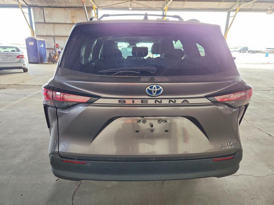 2021 Toyota Sienna მანქანა იყიდება აუქციონზე, vin: 5TDKRKEC2MS053637, აუქციონის ნომერი: 67736716