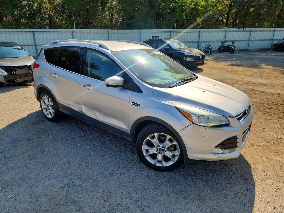 2016 Ford Escape მანქანა იყიდება აუქციონზე, vin: 1FMCU9J99GUC21839, აუქციონის ნომერი: 70620196