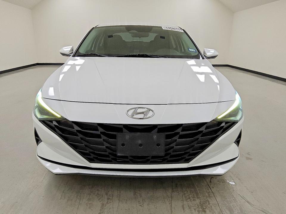 68342686 :رقم المزاد ، 5NPLL4AG5NH053634 vin ، 2022 Hyundai Elantra مزاد بيع