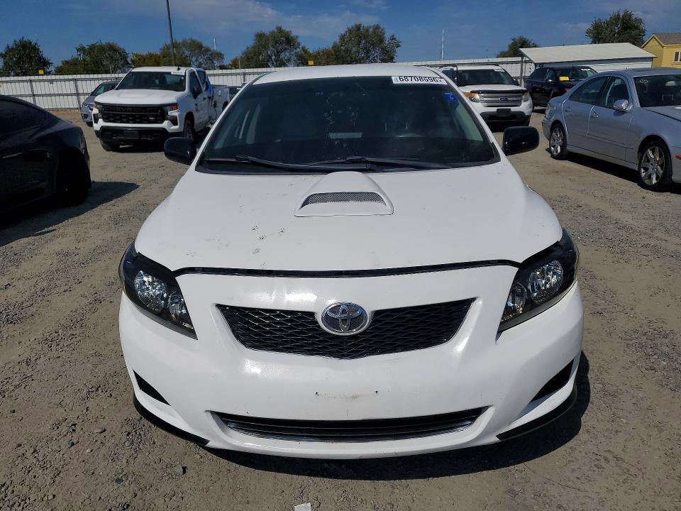 68708696 :رقم المزاد ، 1NXBU4EE5AZ218756 vin ، 2010 Toyota Corolla مزاد بيع