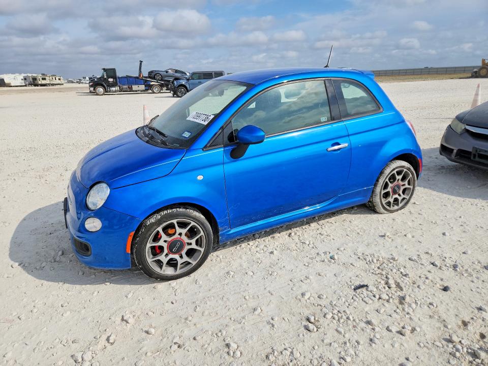 Продажа на аукционе авто 2015 Fiat 500, vin: 3C3CFFBR9FT653100, номер лота: 70997736