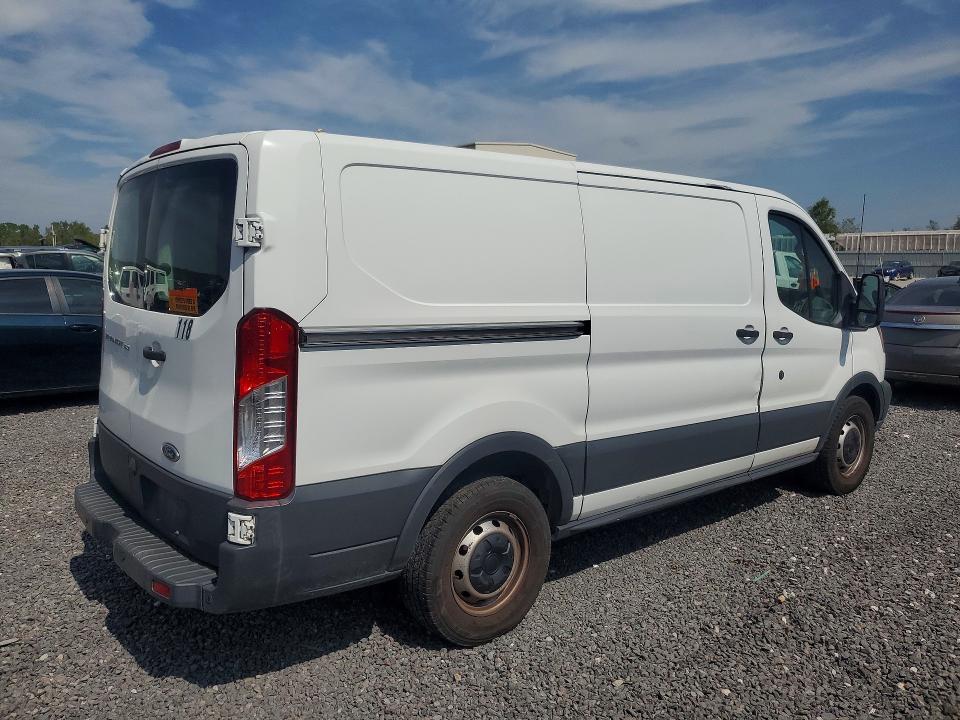 69313686 :رقم المزاد ، 1FTYE1YM0JKA62960 vin ، 2018 Ford Transit مزاد بيع