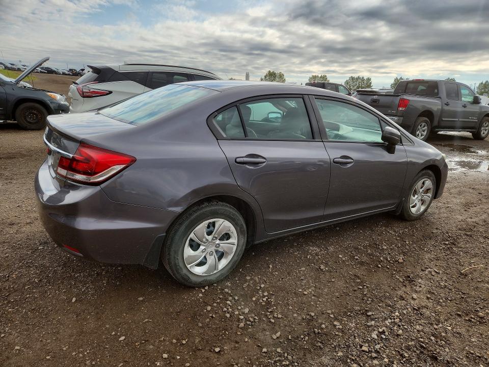 Продаж на аукціоні авто 2015 Honda Civic, vin: 2HGFB2E42FH030277, номер лоту: 68841316
