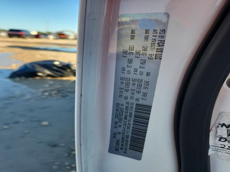 70531106 :رقم المزاد ، 3C4PDCEG0JT426141 vin ، 2018 Dodge Journey مزاد بيع