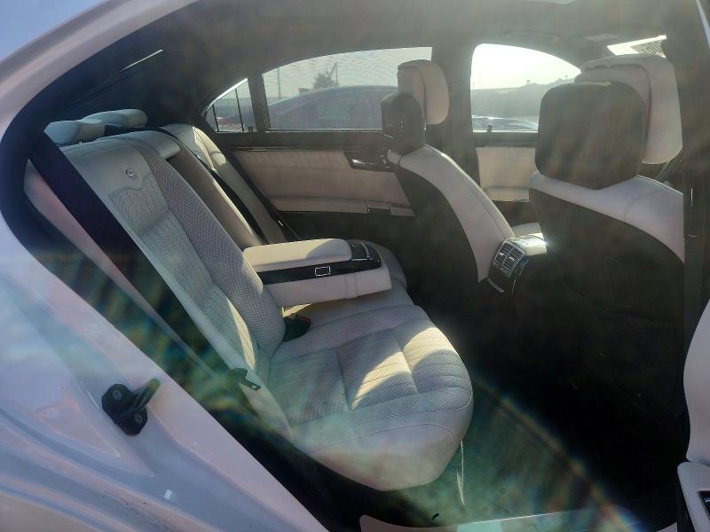 Продажа на аукционе авто 2010 Mercedes-benz S, vin: WDDNG7GB8AA323635, номер лота: 70741306