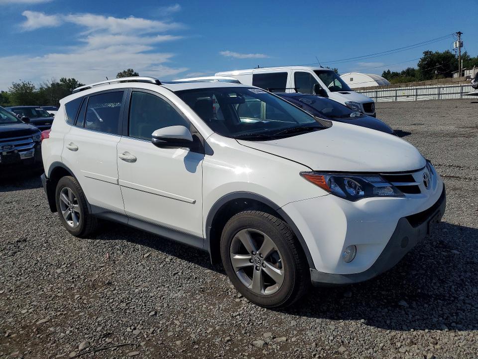 68354466 :رقم المزاد ، JTMRFREV4FD160916 vin ، 2015 Toyota Rav4 مزاد بيع