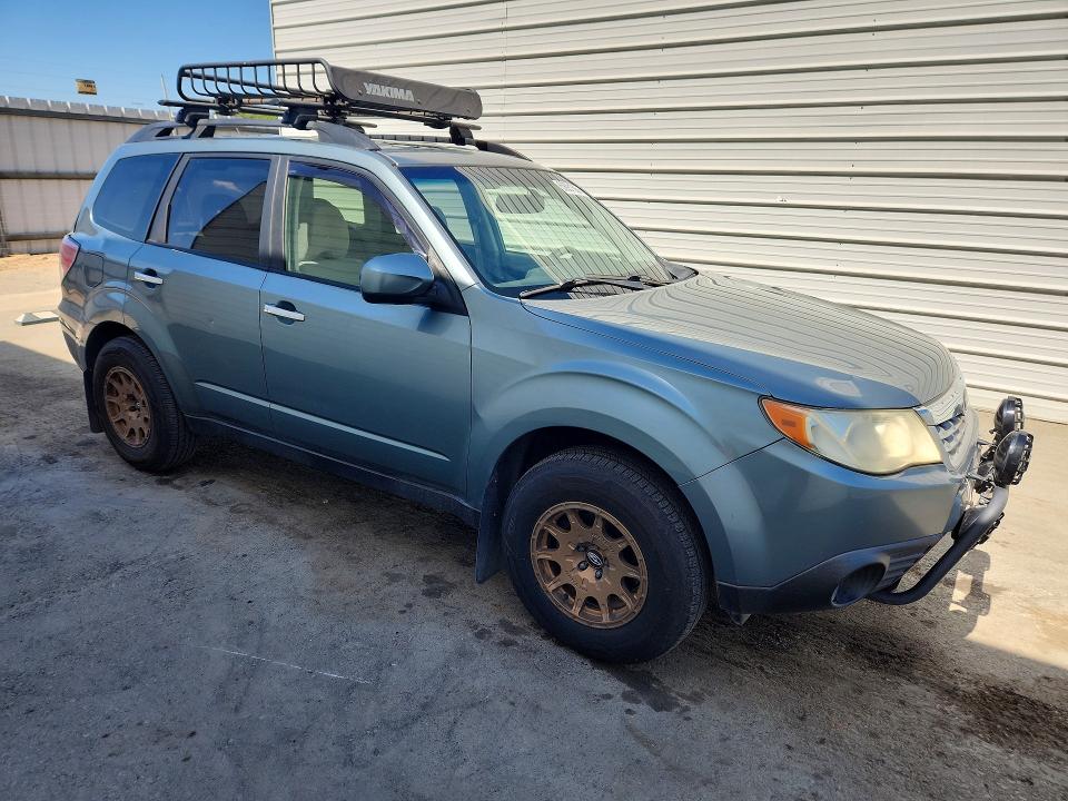 69981686 :رقم المزاد ، JF2SHADC9DG403758 vin ، 2013 Subaru Forester مزاد بيع