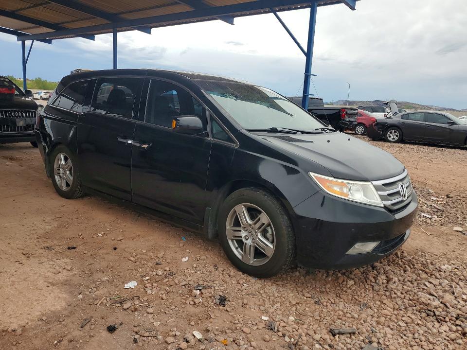 70123386 :رقم المزاد ، 5FNRL5H92BB065273 vin ، 2011 Honda Odyssey مزاد بيع