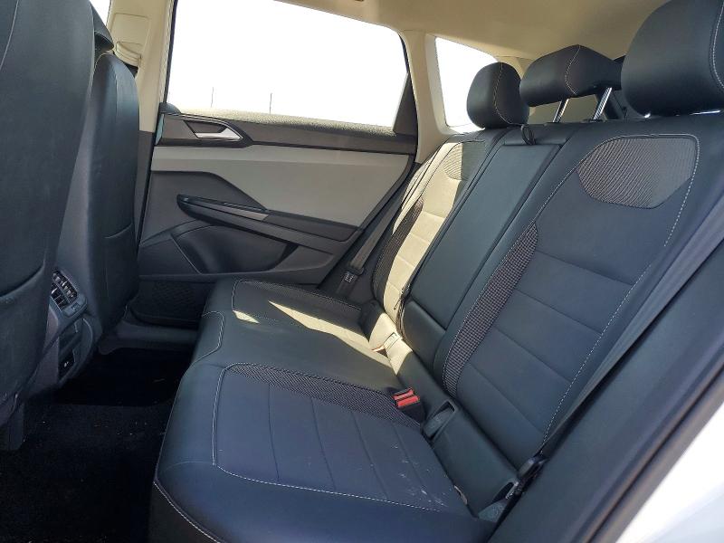 Продажа на аукционе авто 2022 Volkswagen Taos, vin: 3VVRX7B26NM040258, номер лота: 67370306
