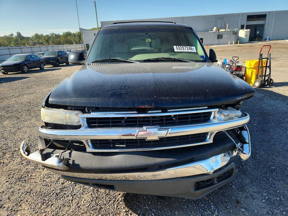 2002 Chevrolet Suburban მანქანა იყიდება აუქციონზე, vin: 3GNFK16Z12G242219, აუქციონის ნომერი: 69287246