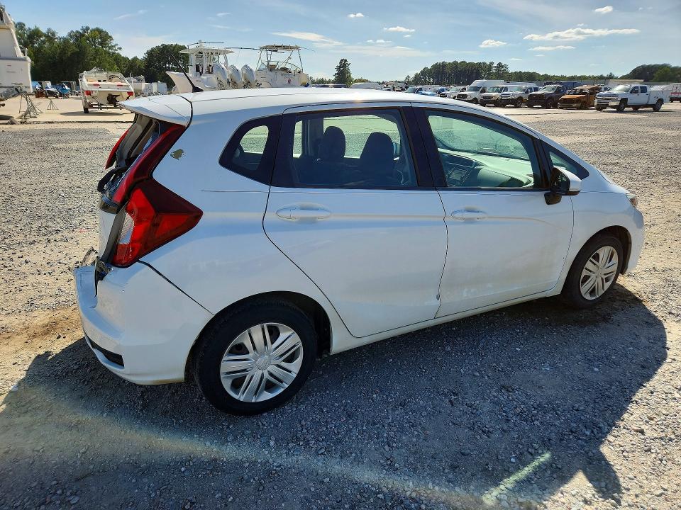 2018 Honda Fit მანქანა იყიდება აუქციონზე, vin: 3HGGK5H4XJM736523, აუქციონის ნომერი: 68296486
