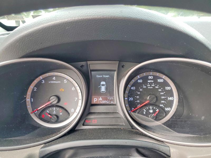68393196 :رقم المزاد ، 5XYZT3LB6FG252884 vin ، 2015 Hyundai Santa Fe Sport مزاد بيع