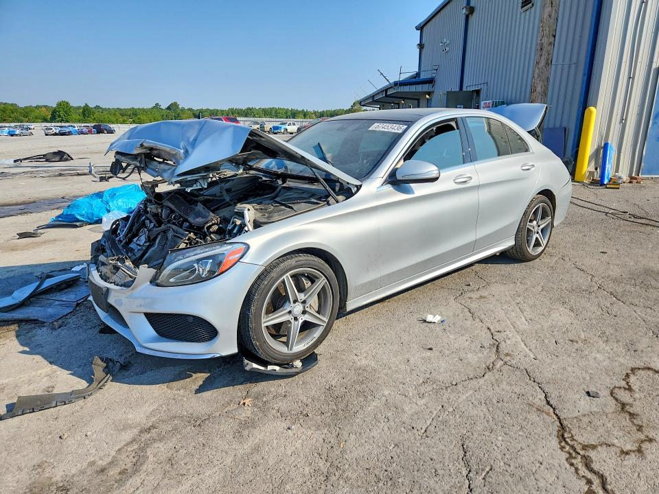 2015 Mercedes-benz C მანქანა იყიდება აუქციონზე, vin: 55SWF4KB4FU022204, აუქციონის ნომერი: 67453436