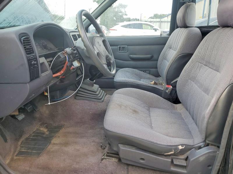 1994 Nissan Truck მანქანა იყიდება აუქციონზე, vin: 1N6SD11S6RC378674, აუქციონის ნომერი: 67685356
