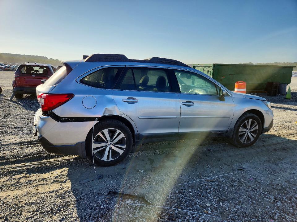 67857936 :رقم المزاد ، 4S4BSANC0K3263081 vin ، 2019 Subaru Outback مزاد بيع