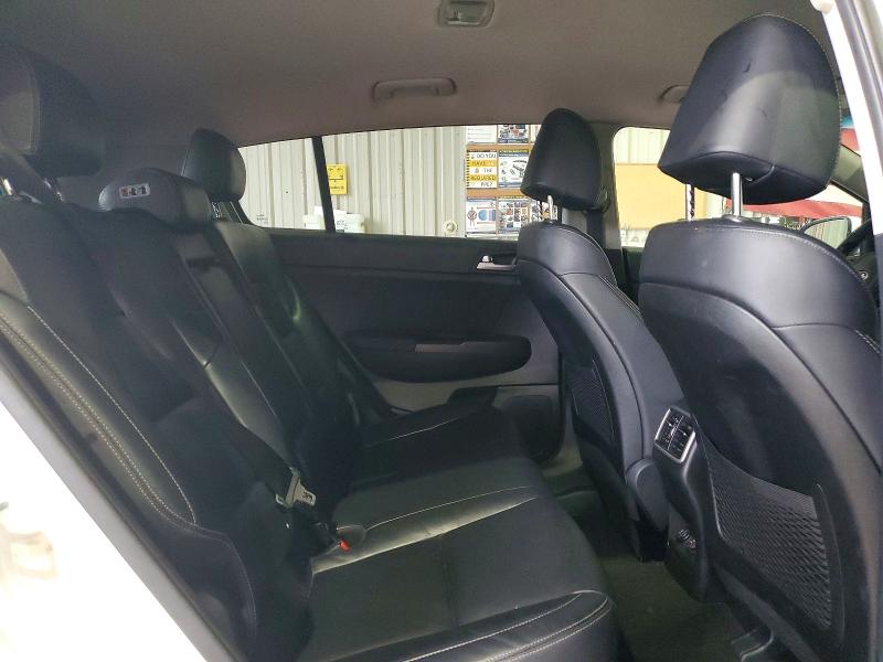 Продажа на аукционе авто 2017 Kia Sportage, vin: KNDPNCAC1H7300451, номер лота: 67127056