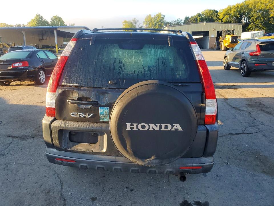 69122796 :رقم المزاد ، JHLRD78875C004912 vin ، 2005 Honda Cr-v مزاد بيع
