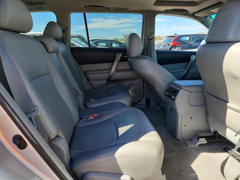 2010 Toyota Highlander მანქანა იყიდება აუქციონზე, vin: 5TDKK3EH8AS008400, აუქციონის ნომერი: 68180776